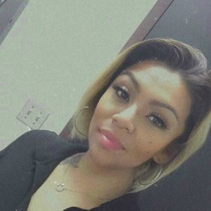 Meet your Posher, Marisol